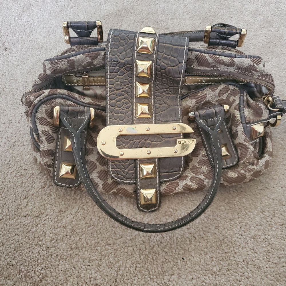 Guess purse